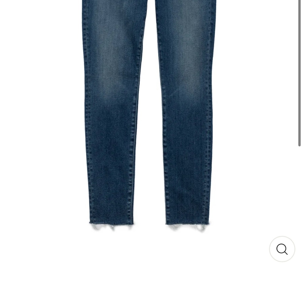 MOTHER High Waisted Looker Ankle Fray Jeans - Blue